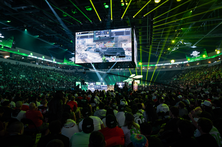 Call of Duty Champs 2024 big screen and crowd in the arena. 