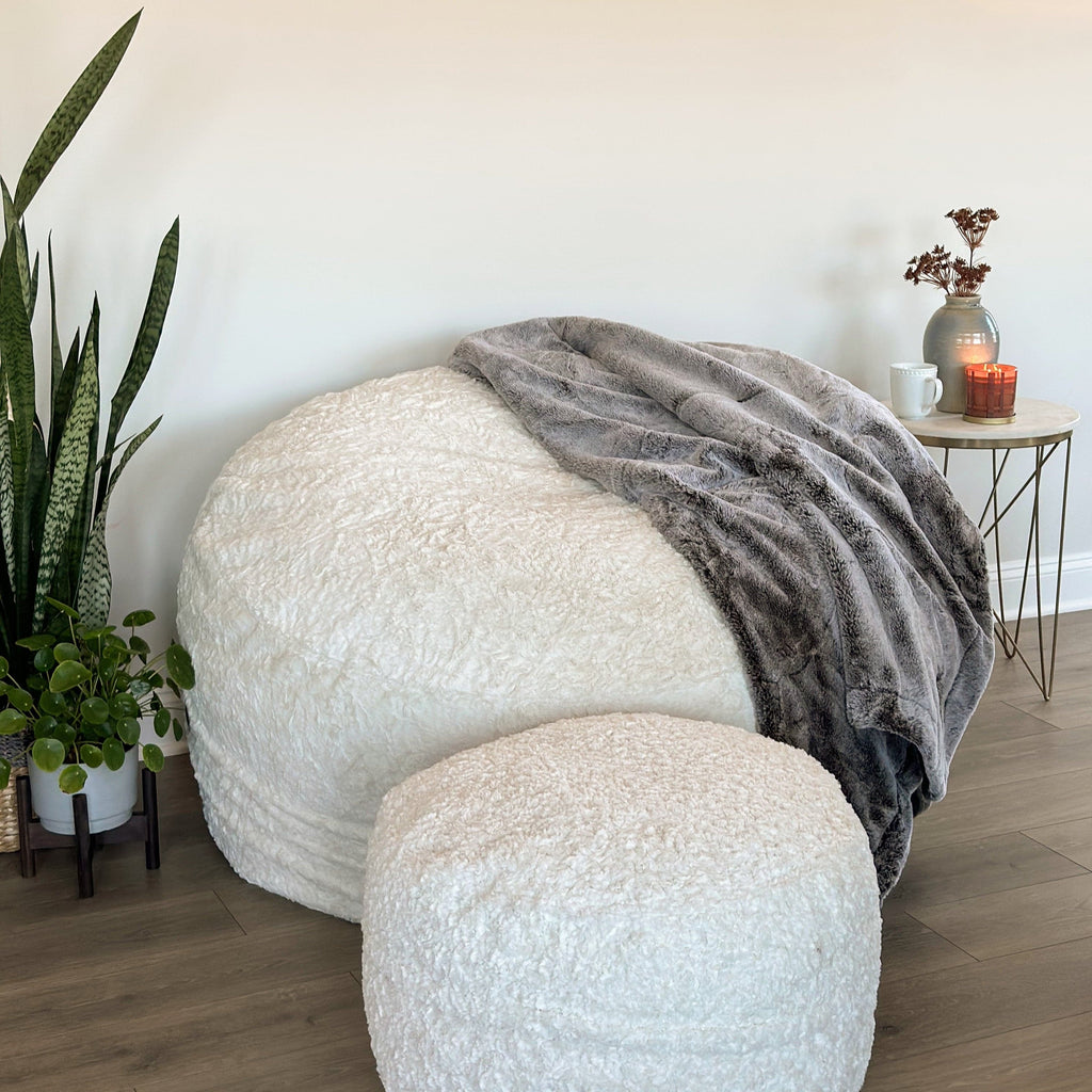 XL Chinchilla Throw Blanket