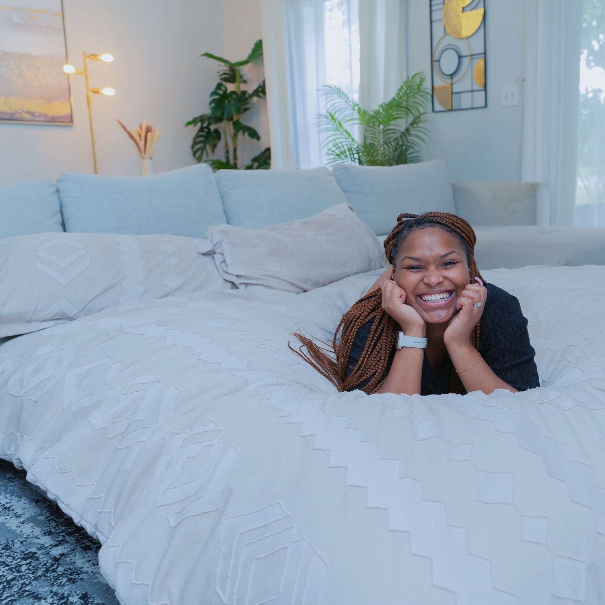 Adult Bean Bag Chair - Queen - NEST Faux Fur