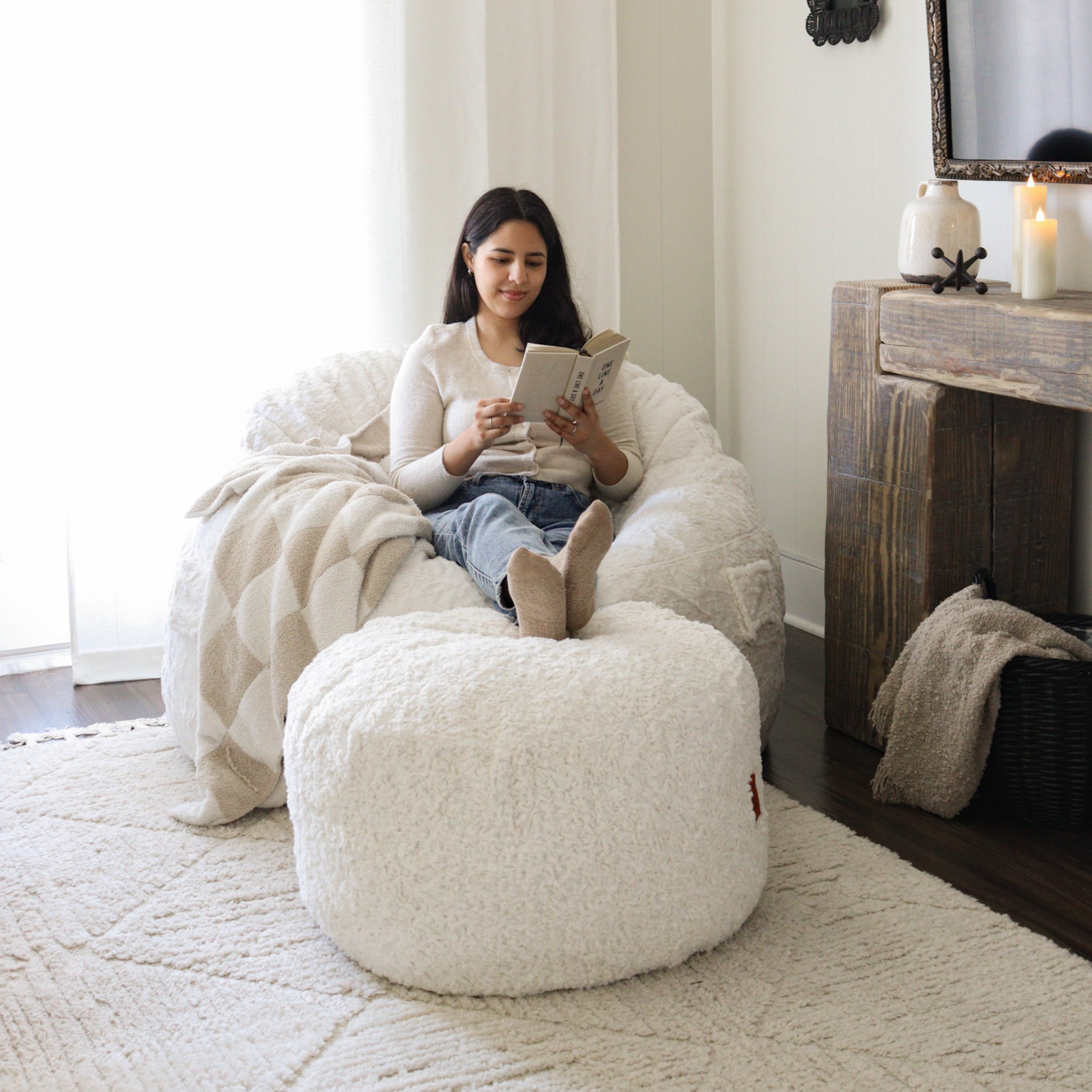 Adult Bean Bag Chair - King - NEST Faux Fur