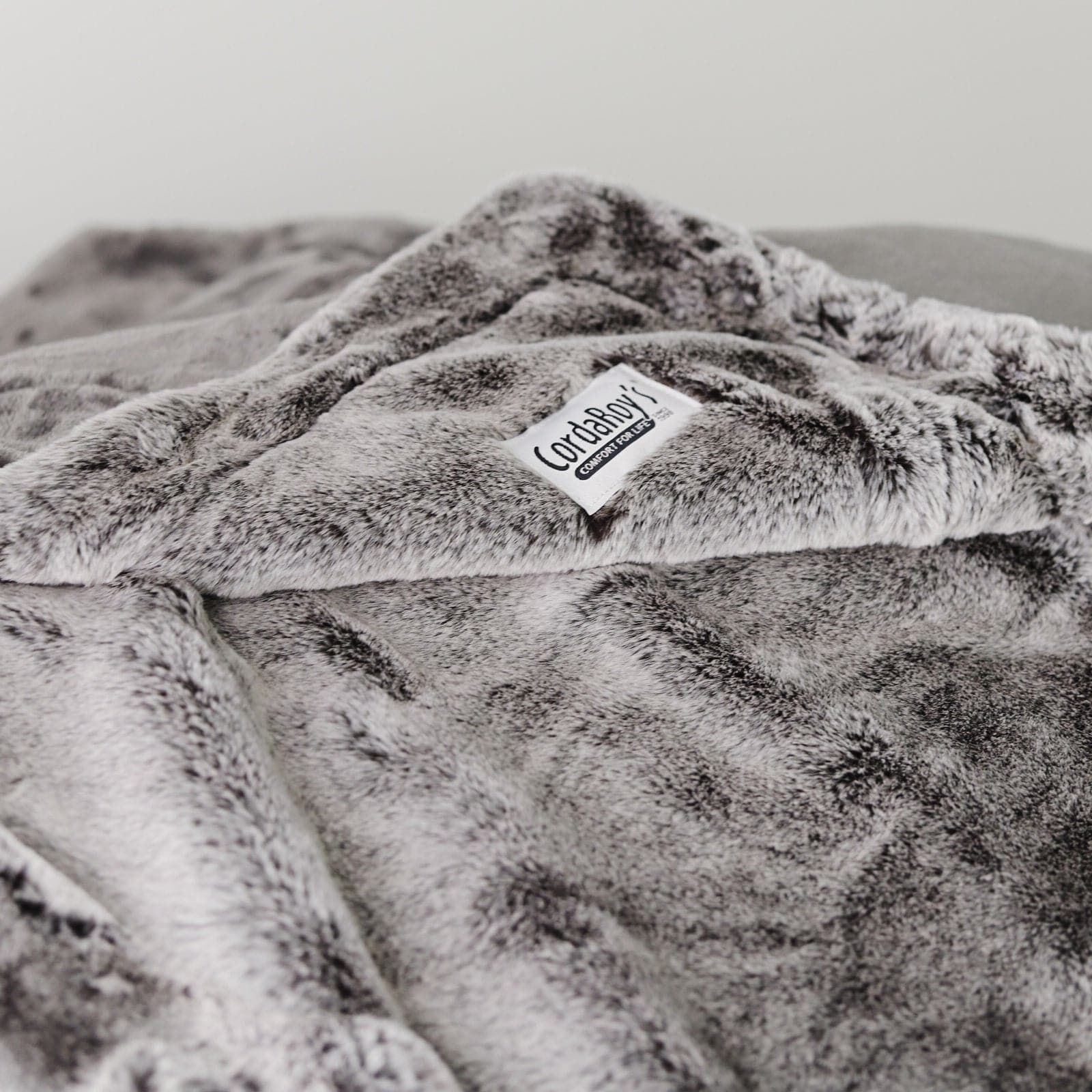 XL Chinchilla Throw Blanket